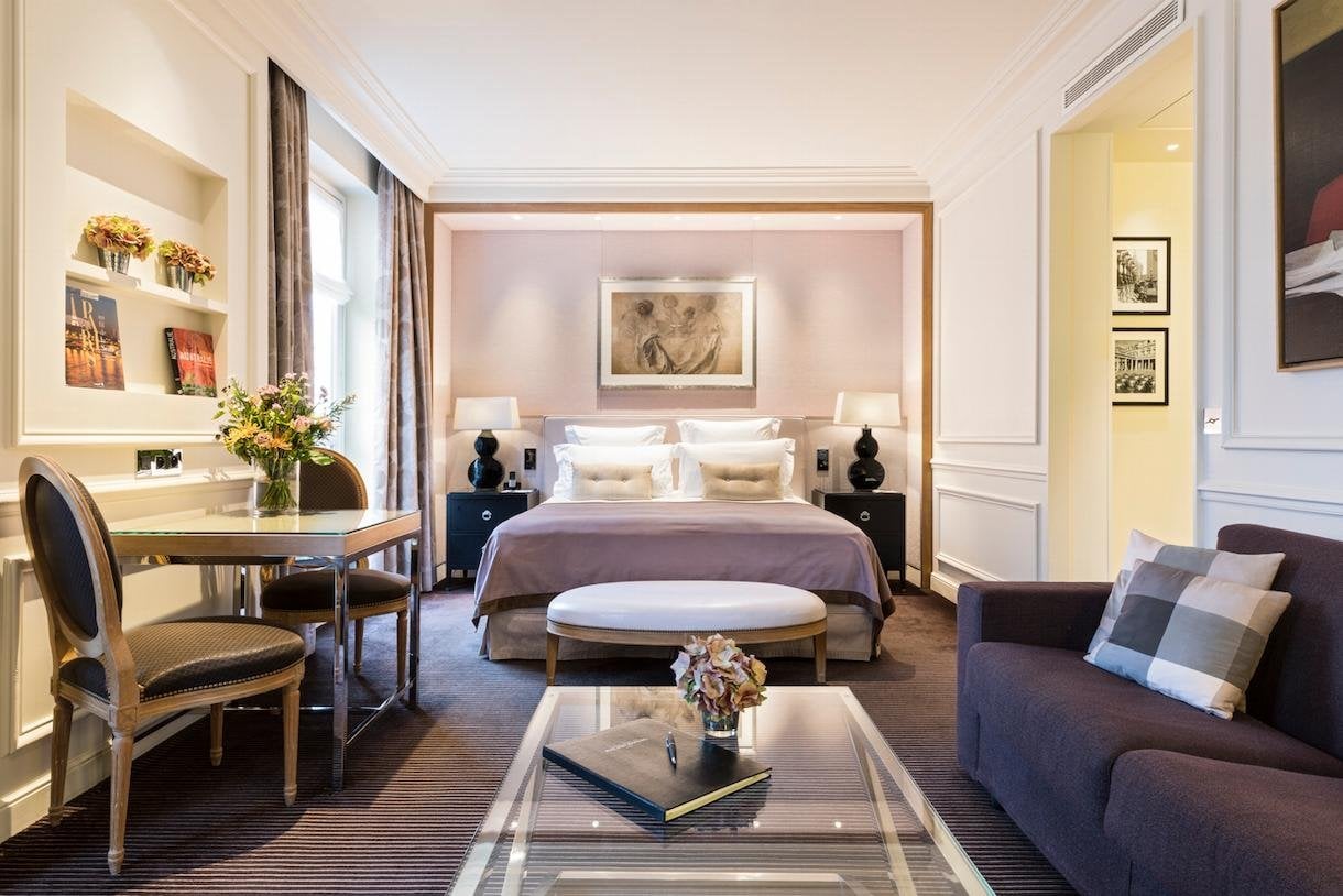 Grand Hôtel du Palais Royal | Room & Suite